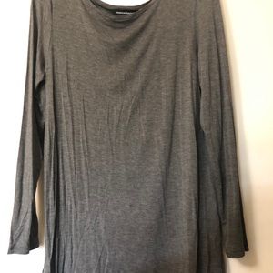 Gray long sleeve tunic